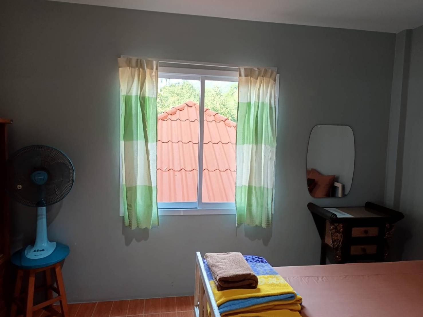 Chandra Hostel Тау Экстерьер фото