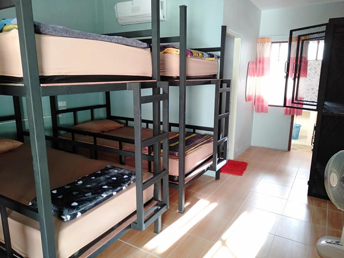 Chandra Hostel Тау Экстерьер фото