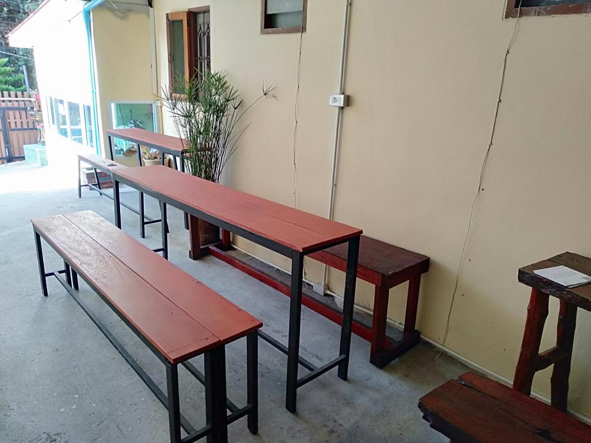 Chandra Hostel Тау Экстерьер фото