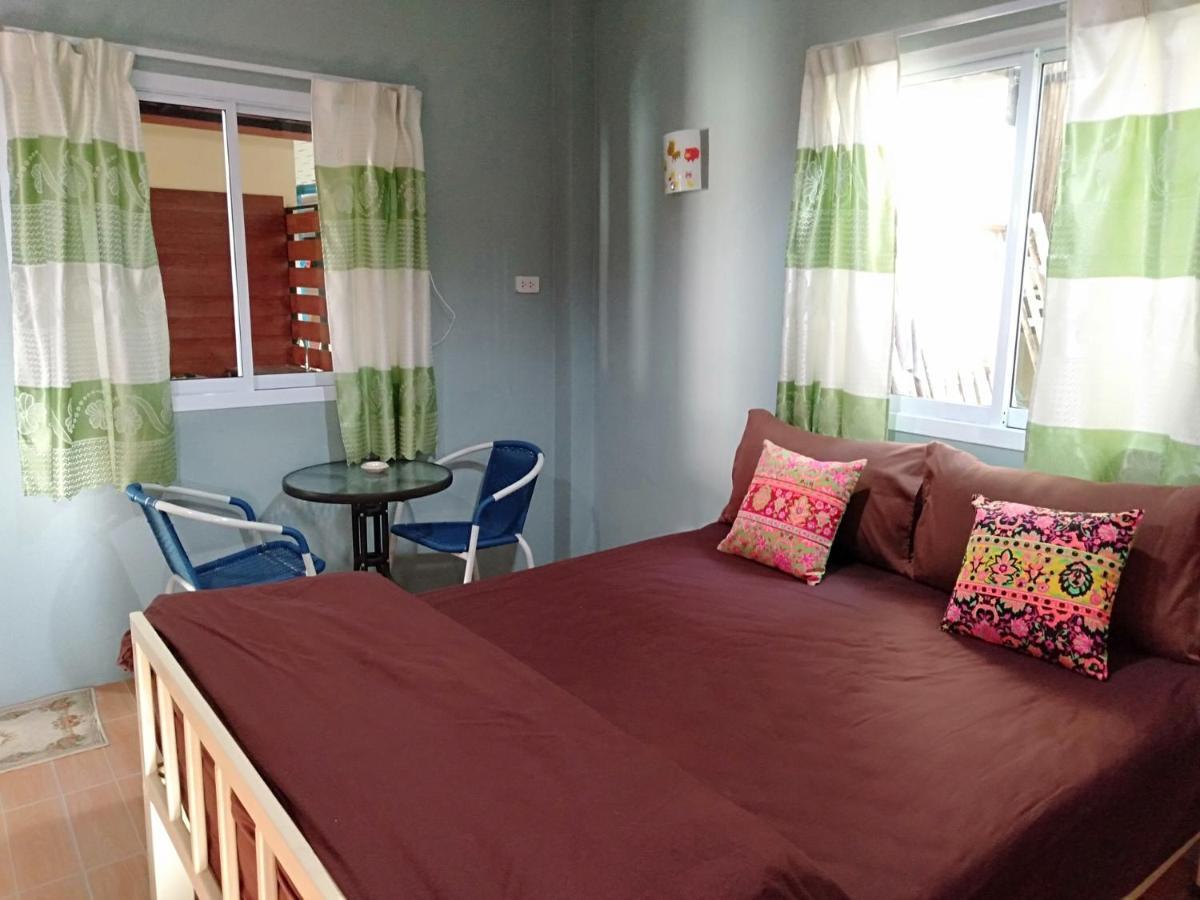 Chandra Hostel Тау Экстерьер фото